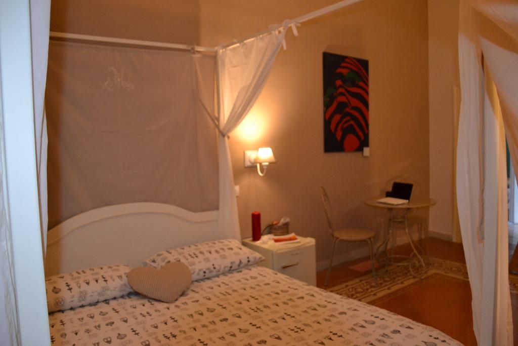 Bed and Breakfast Napul'Art Neapel Zimmer foto