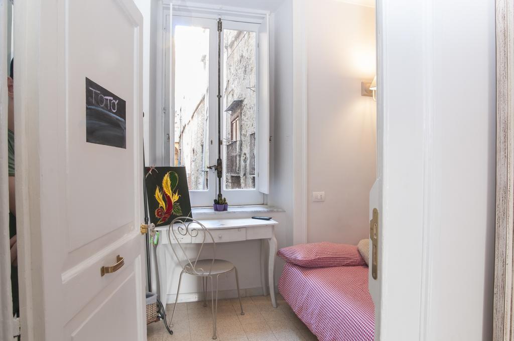 Bed and Breakfast Napul'Art Neapel Zimmer foto