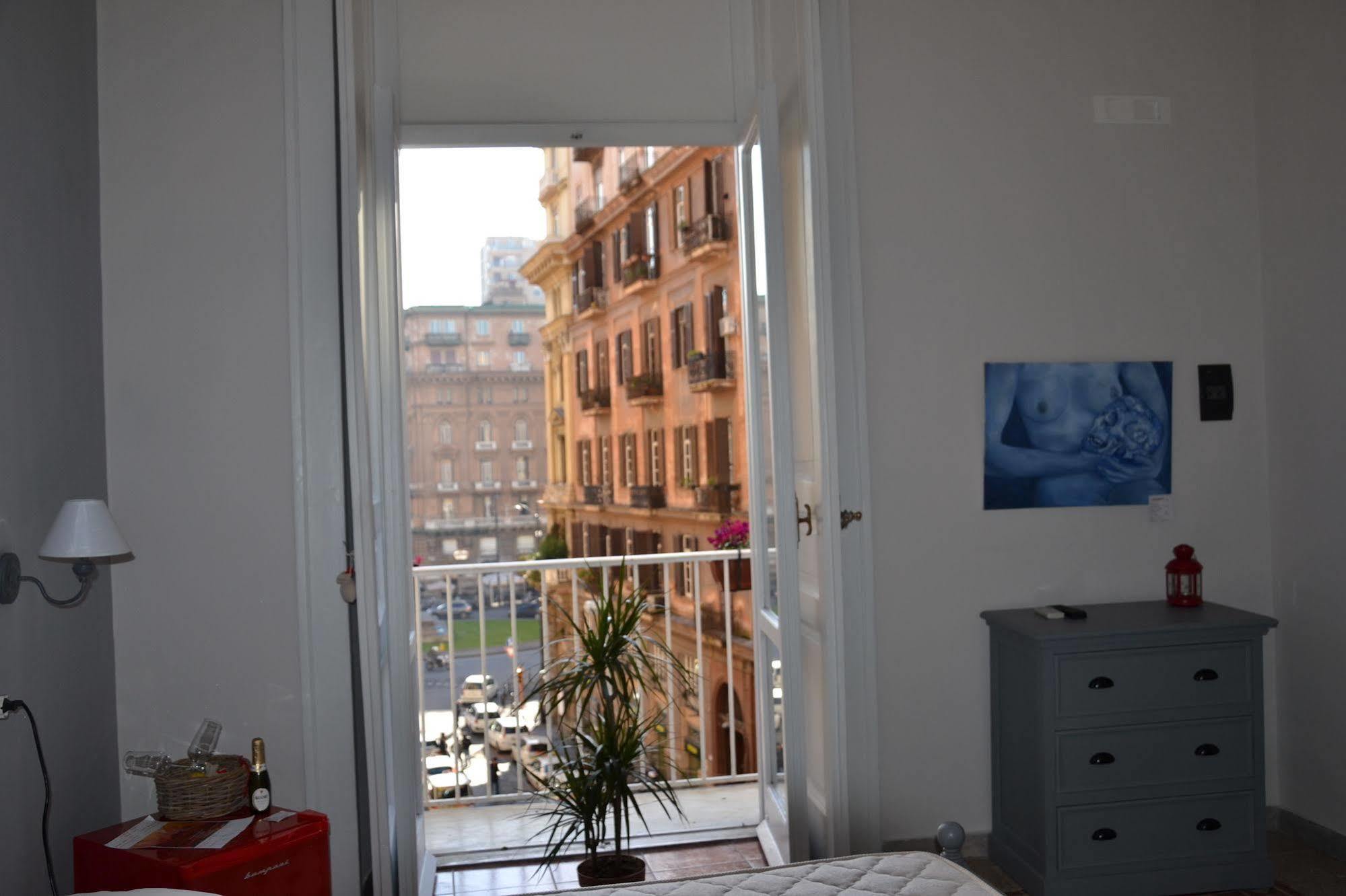 Bed and Breakfast Napul'Art Neapel Exterior foto